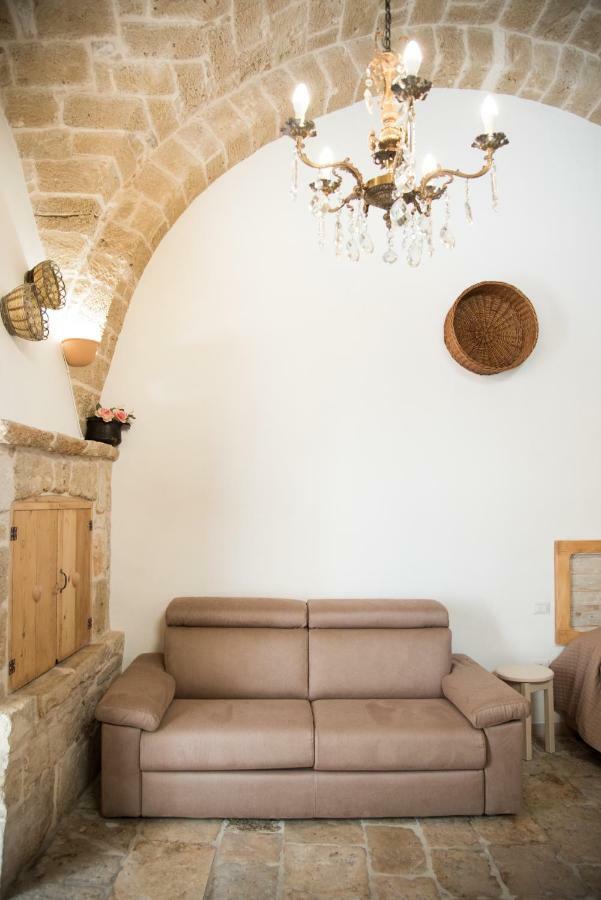 Piazza Duomo - Medieval Puglia'S House โจวีนัซโซ ภายนอก รูปภาพ