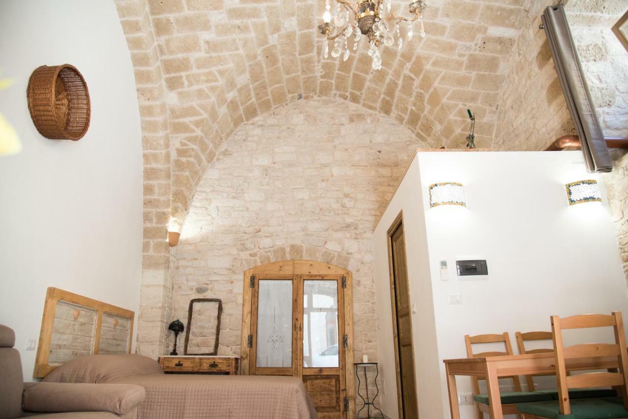 Piazza Duomo - Medieval Puglia'S House โจวีนัซโซ ภายนอก รูปภาพ